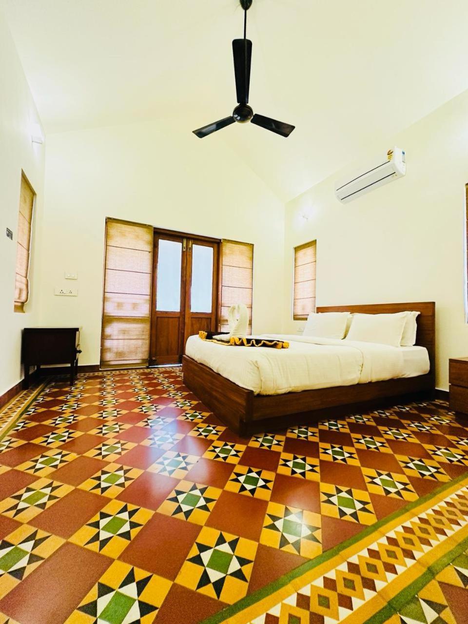 Tarang Holiday Homes ビサーリー エクステリア 写真